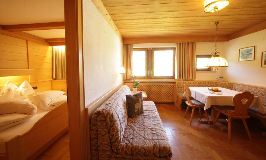 Residence Belavista コルヴァーラ・イン・バディーア 部屋 写真